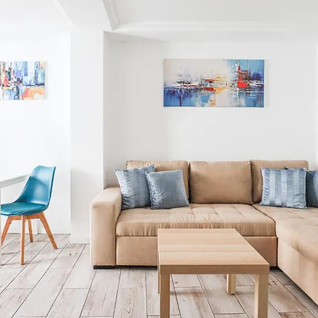 Magnolia - - By Bedzy Apartamento